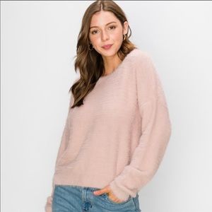 NWT! Round neck loose fuzzy sweater